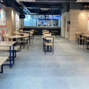 Domino’s Pizza Aligarh